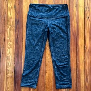 Athleta Mid-rise Cropped Legging in Dark Gray Marl